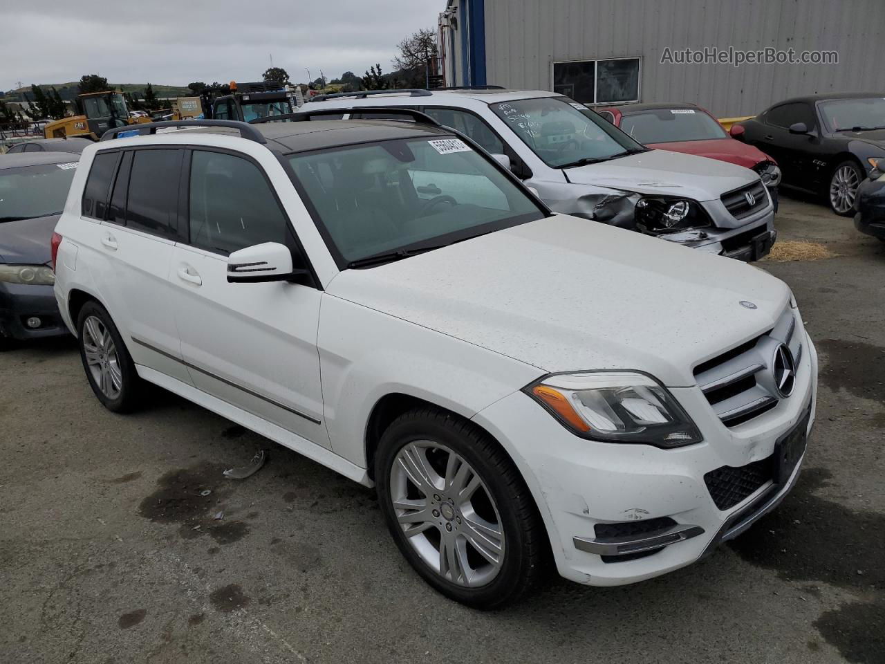 2013 Mercedes-benz Glk 350 4matic White vin: WDCGG8JB2DG124030