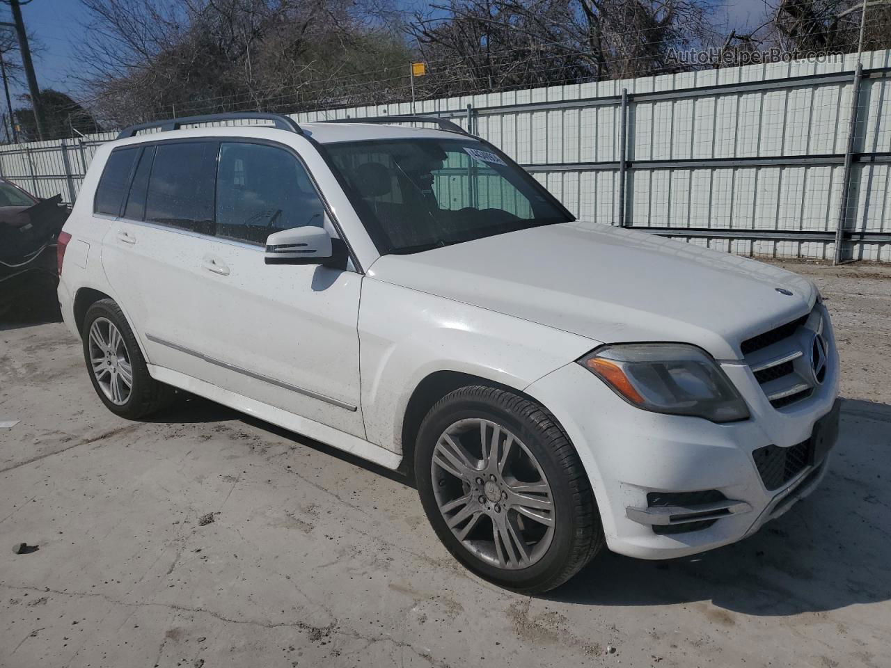 2013 Mercedes-benz Glk 350 4matic White vin: WDCGG8JB3DG058295