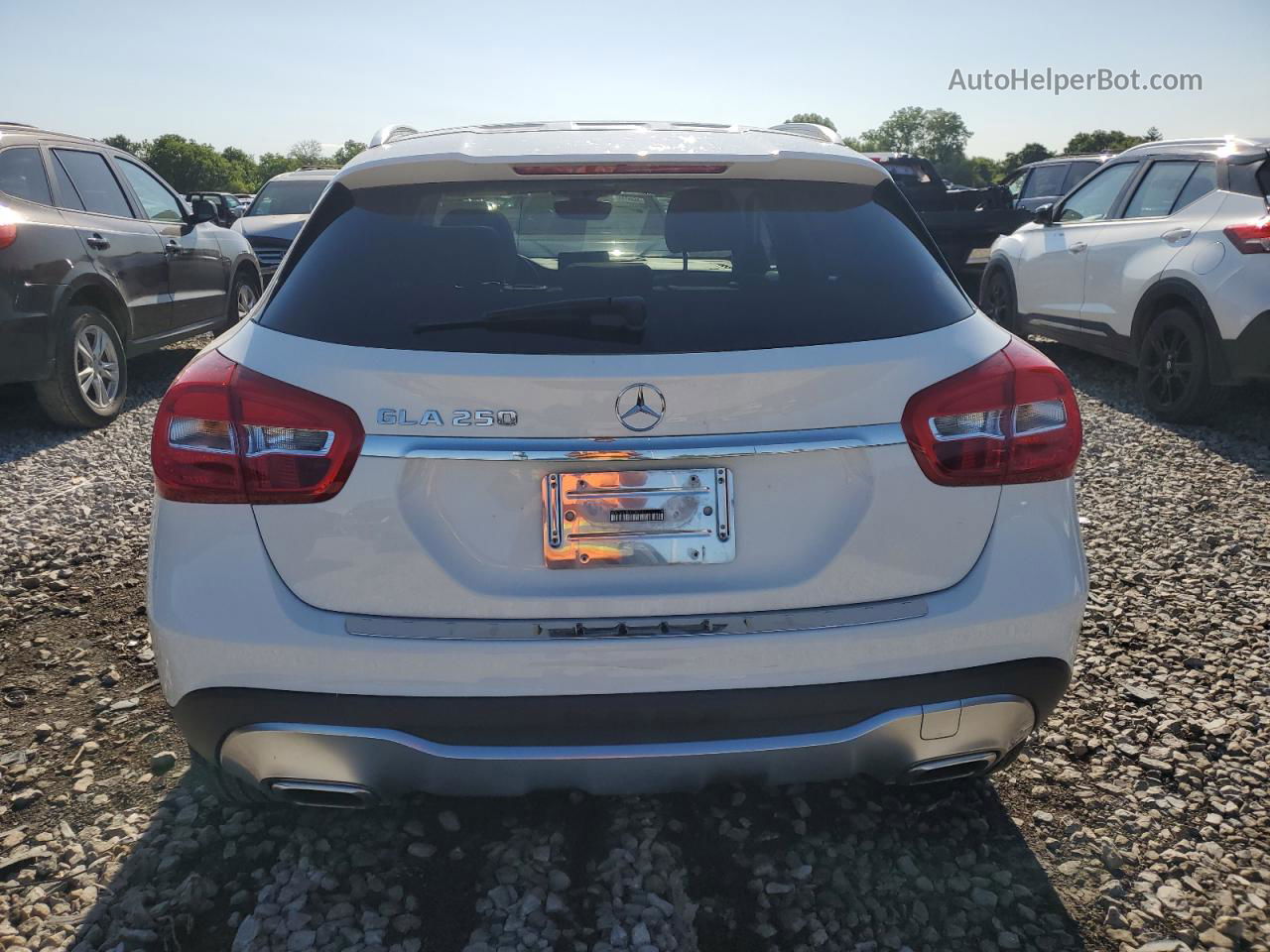 2019 Mercedes-benz Gla 250 White vin: WDCTG4EB1KU007507