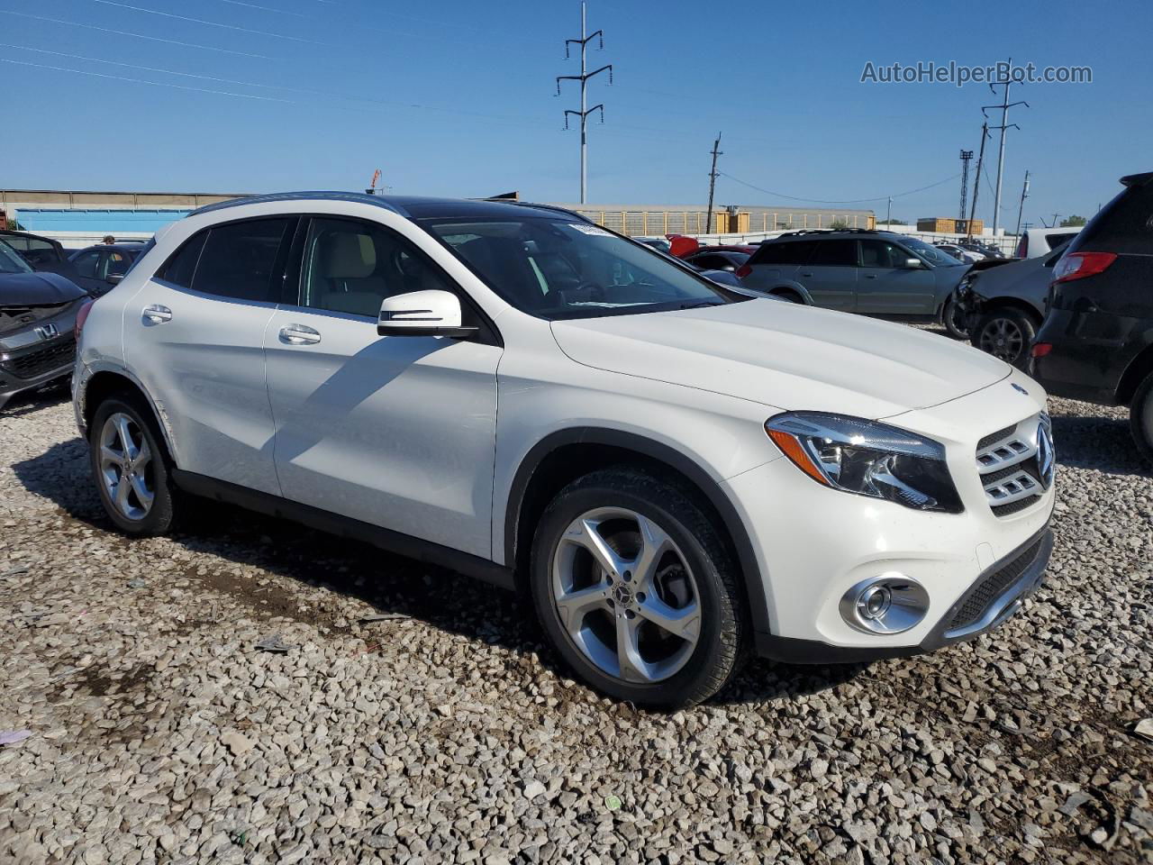 2019 Mercedes-benz Gla 250 White vin: WDCTG4EB1KU007507