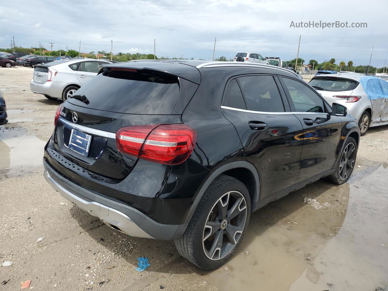 2019 Mercedes-benz Gla 250 Черный vin: WDCTG4EB2KU013686