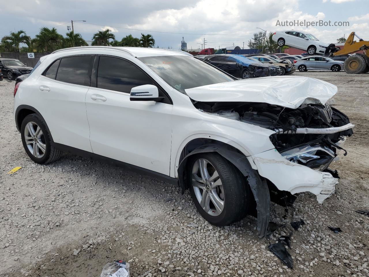 2019 Mercedes-benz Gla 250 White vin: WDCTG4EB3KU010747