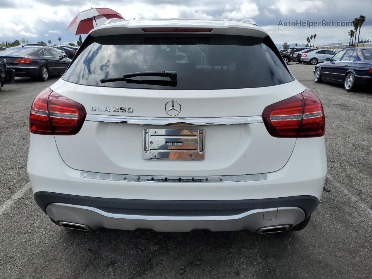 2019 Mercedes-benz Gla 250 White vin: WDCTG4EB4KU003547