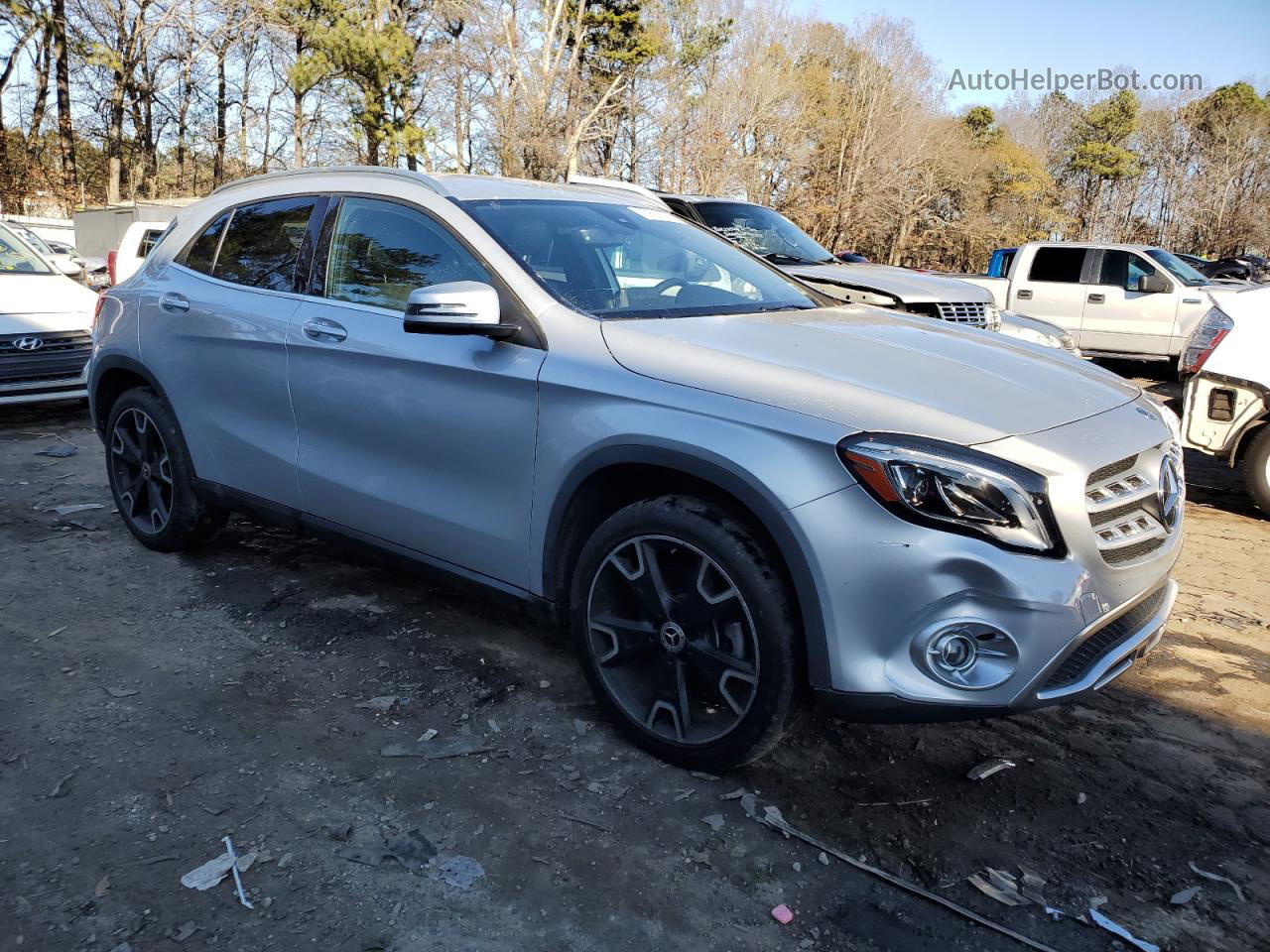 2019 Mercedes-benz Gla 250 Серебряный vin: WDCTG4EB4KU003855