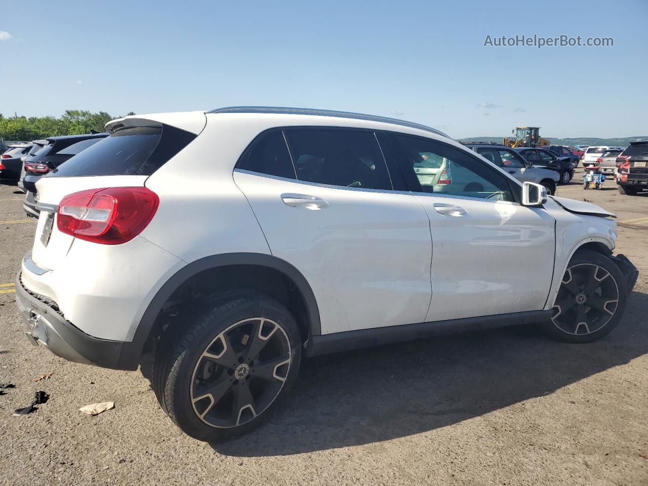 2019 Mercedes-benz Gla 250 White vin: WDCTG4EB5KJ551526