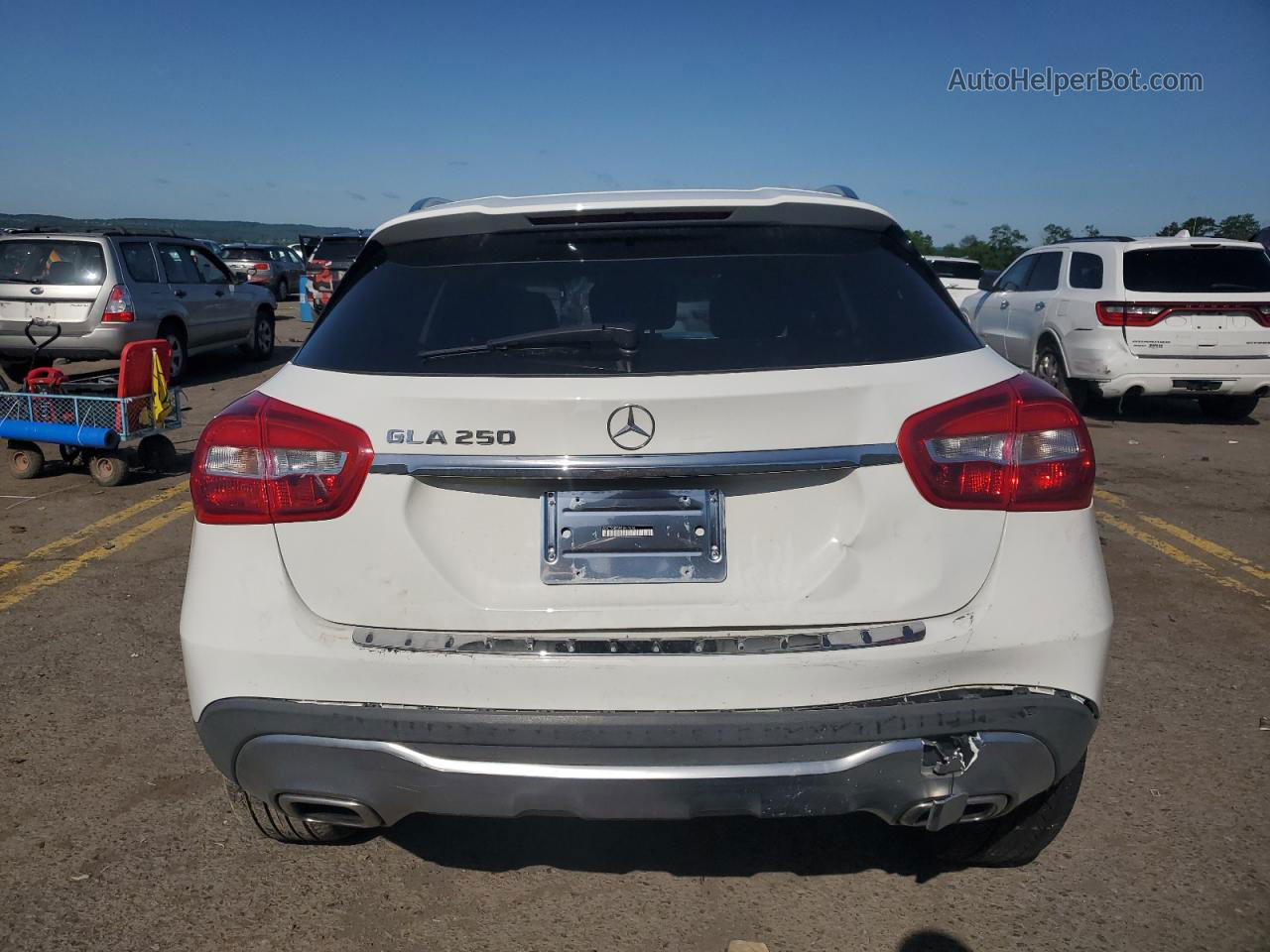 2019 Mercedes-benz Gla 250 White vin: WDCTG4EB5KJ551526