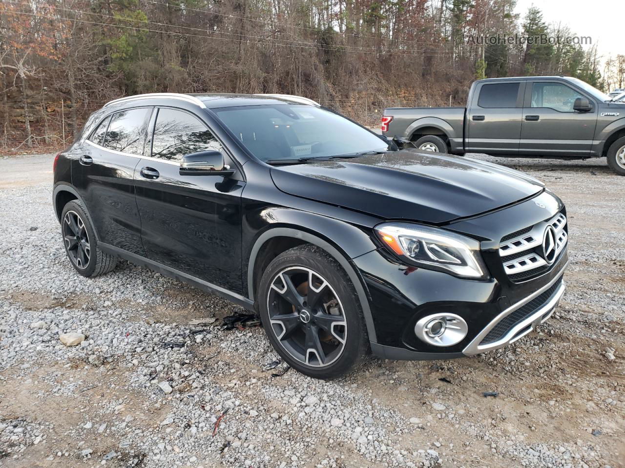 2019 Mercedes-benz Gla 250 Черный vin: WDCTG4EB5KU001354