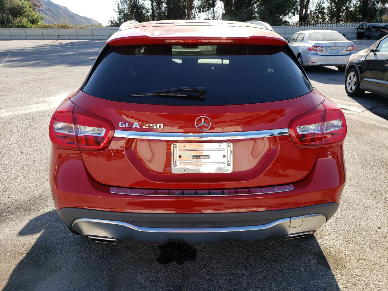 2019 Mercedes-benz Gla 250 Red vin: WDCTG4EB5KU008062