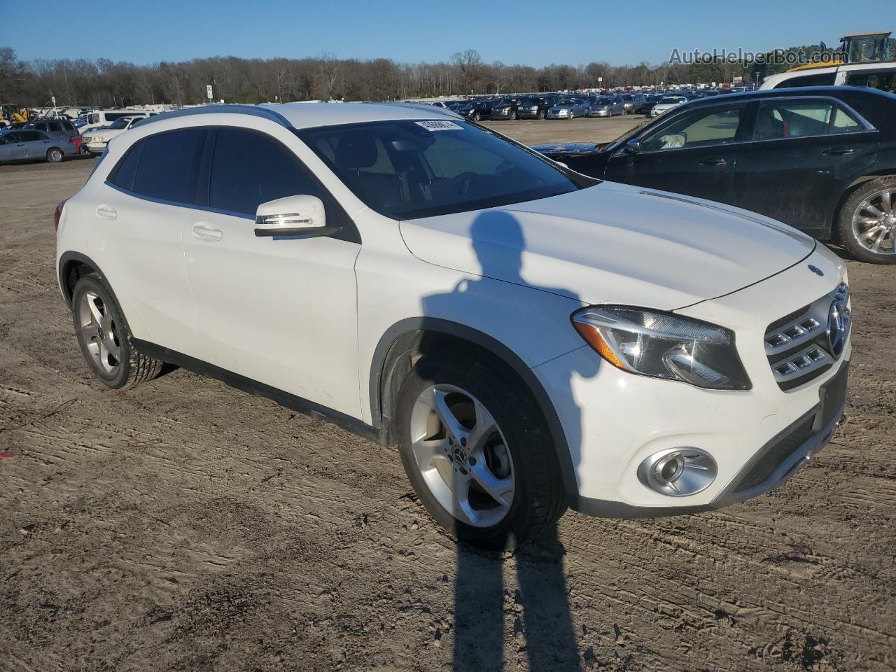 2019 Mercedes-benz Gla 250 Белый vin: WDCTG4EB7KJ575293