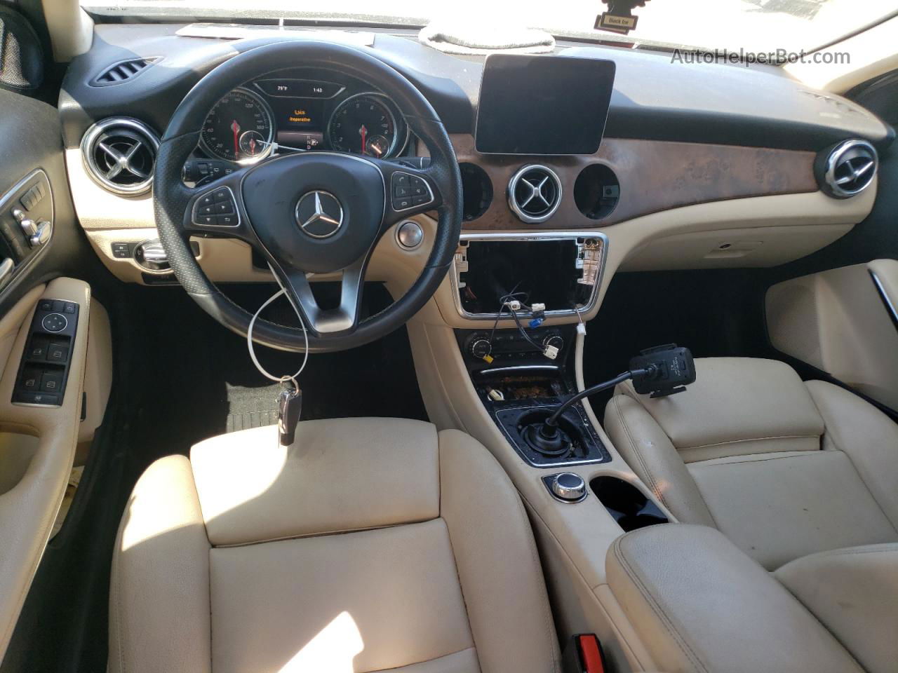 2019 Mercedes-benz Gla 250 White vin: WDCTG4EB7KU008886