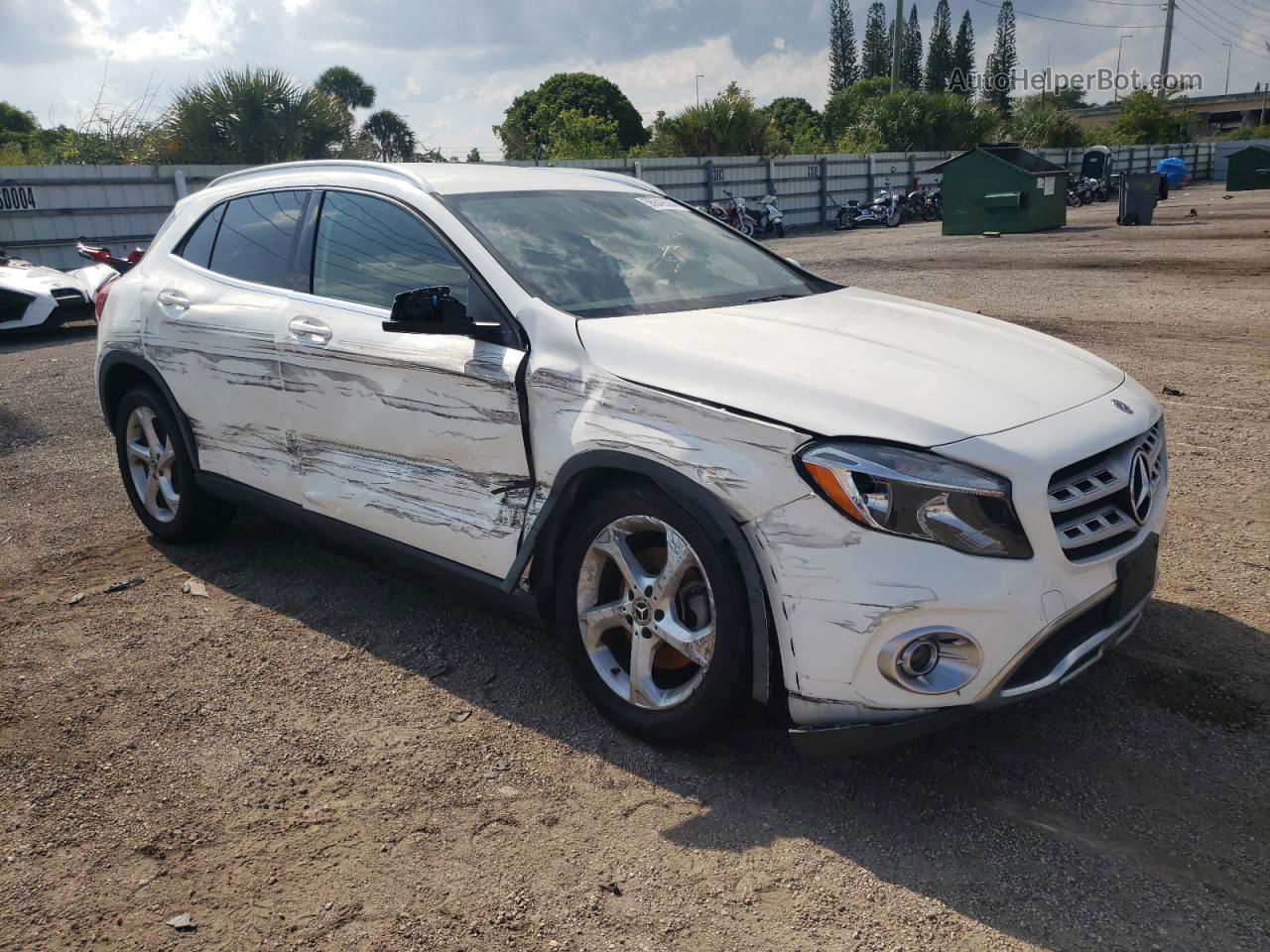 2019 Mercedes-benz Gla 250 White vin: WDCTG4EB8KU013191