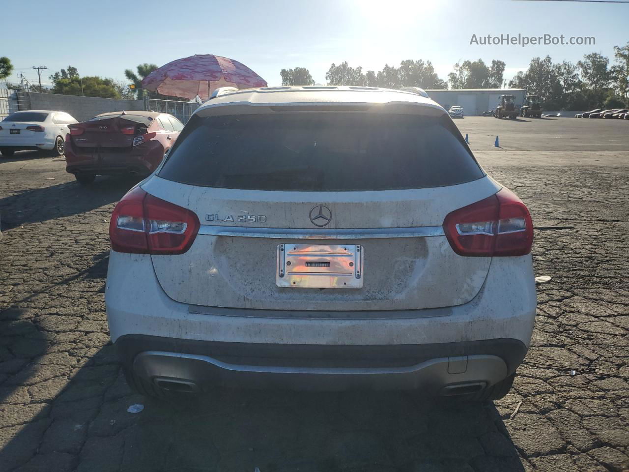 2019 Mercedes-benz Gla 250 White vin: WDCTG4EB9KU006640