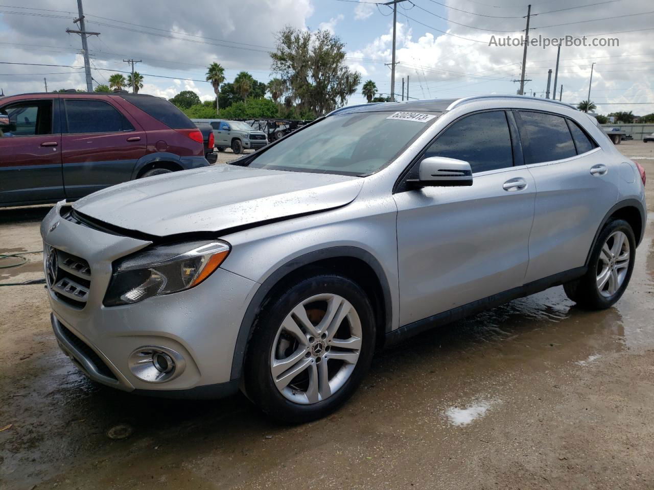 2019 Mercedes-benz Gla 250 Серебряный vin: WDCTG4EB9KU009716