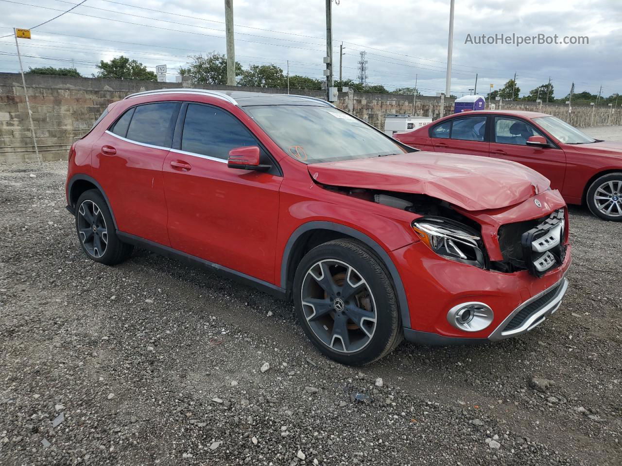 2019 Mercedes-benz Gla 250 Красный vin: WDCTG4EBXKU002936