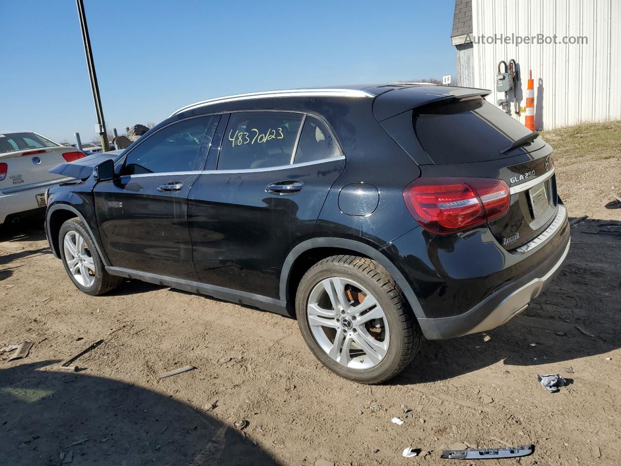 2019 Mercedes-benz Gla 250 4matic Черный vin: WDCTG4GB0KU014588