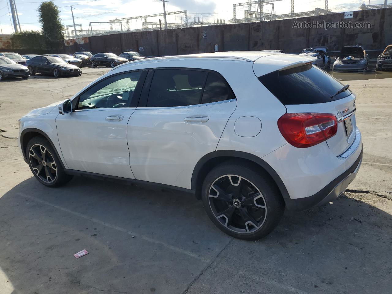 2019 Mercedes-benz Gla 250 4matic White vin: WDCTG4GB5KJ549112