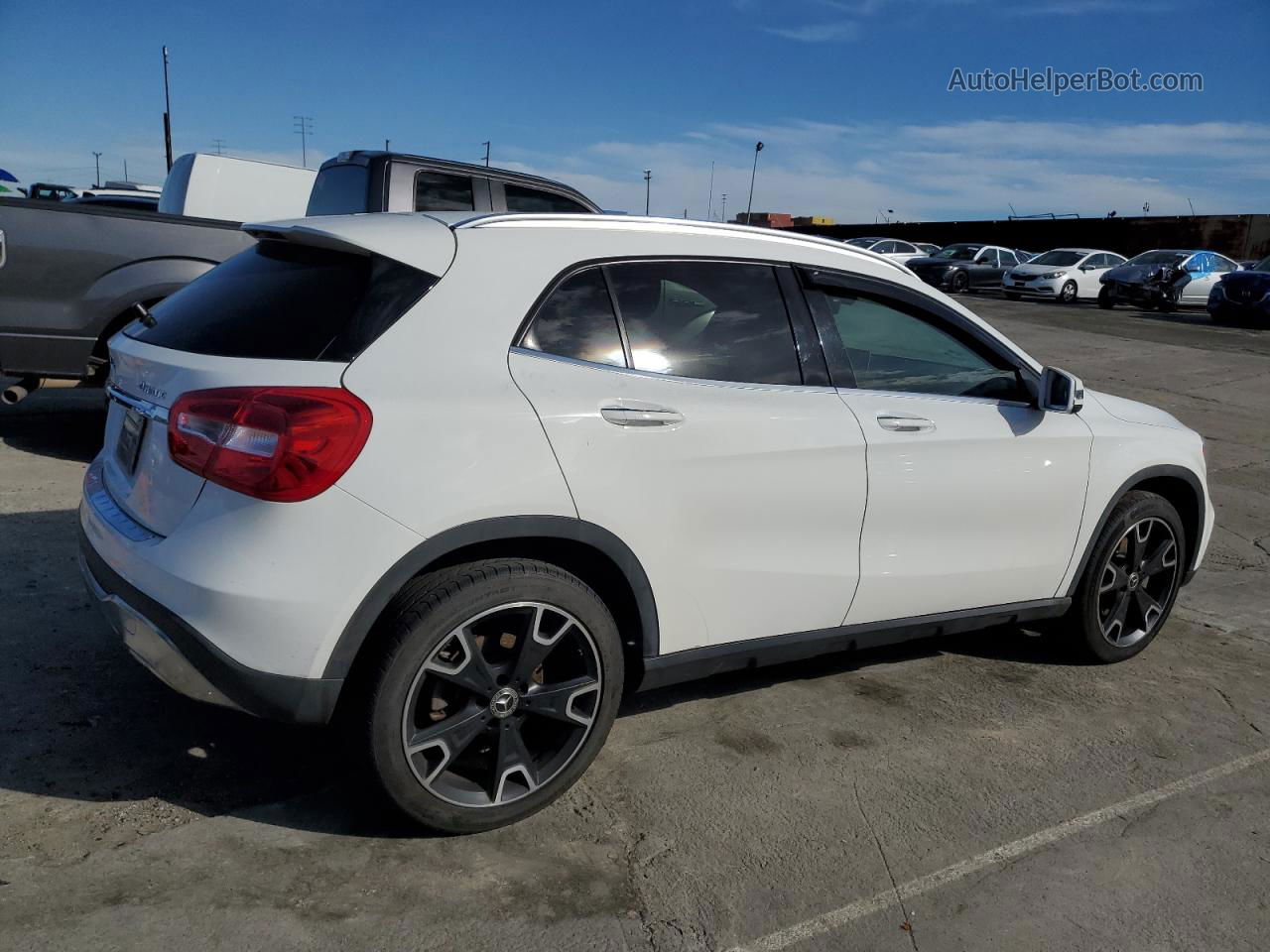 2019 Mercedes-benz Gla 250 4matic White vin: WDCTG4GB5KJ549112