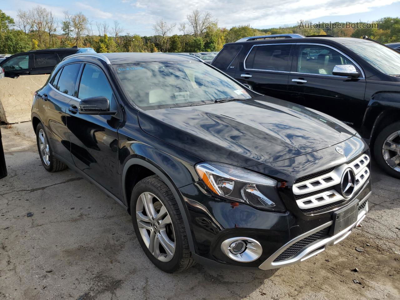 2019 Mercedes-benz Gla 250 4matic Черный vin: WDCTG4GBXKU017269