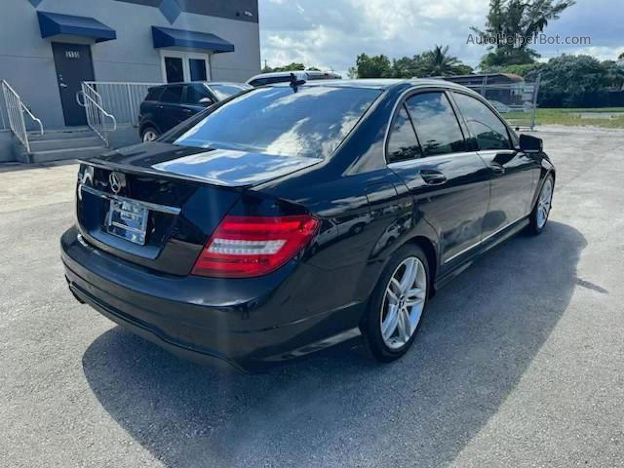 2012 Mercedes-benz C 250 Black vin: WDDGF4HB0CA644127