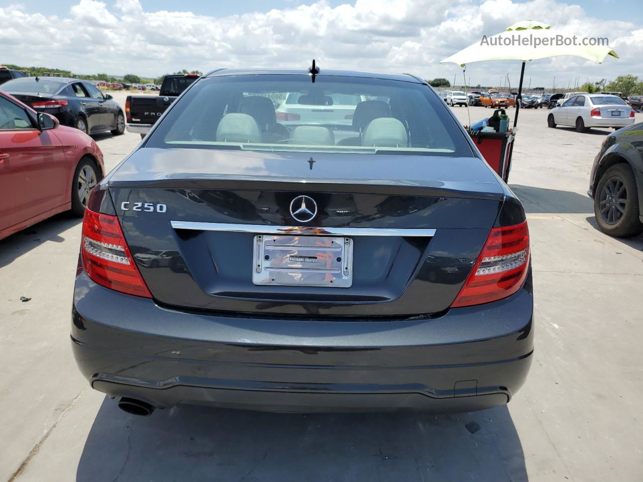 2012 Mercedes-benz C 250 Угольный vin: WDDGF4HB0CR228290