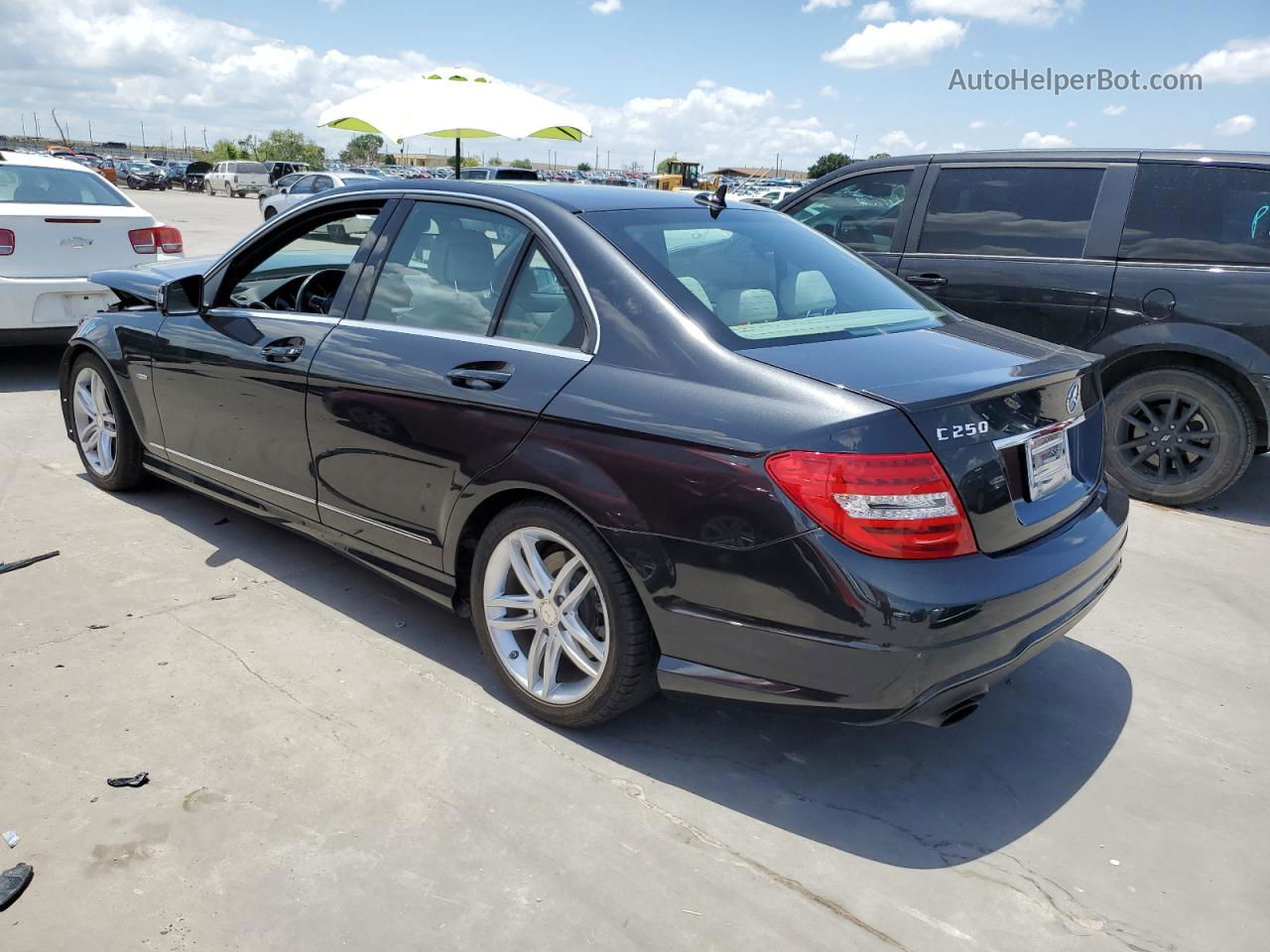 2012 Mercedes-benz C 250 Угольный vin: WDDGF4HB0CR228290