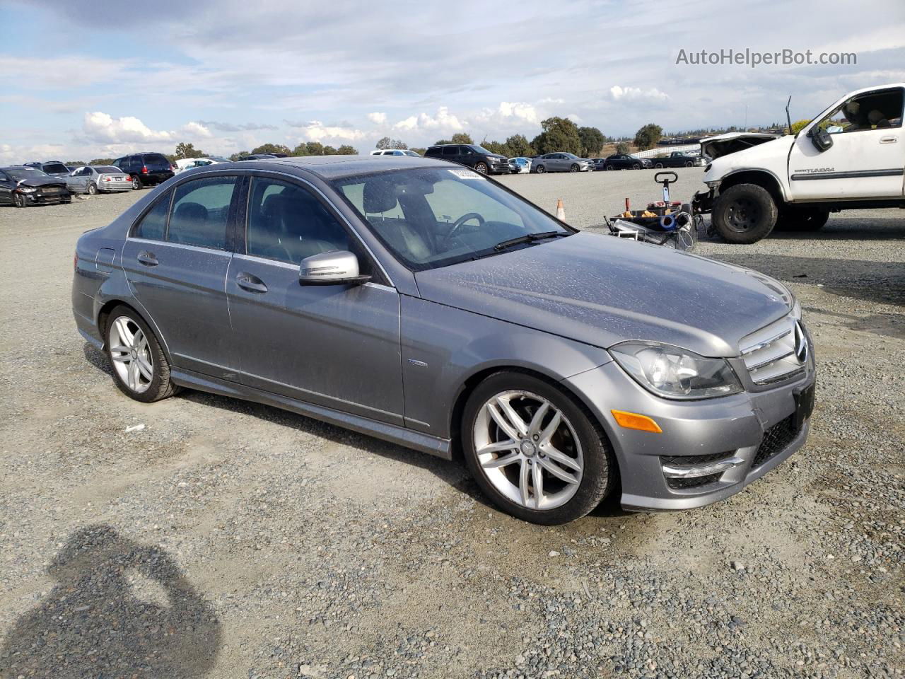 2012 Mercedes-benz C 250 Серебряный vin: WDDGF4HB1CR237449