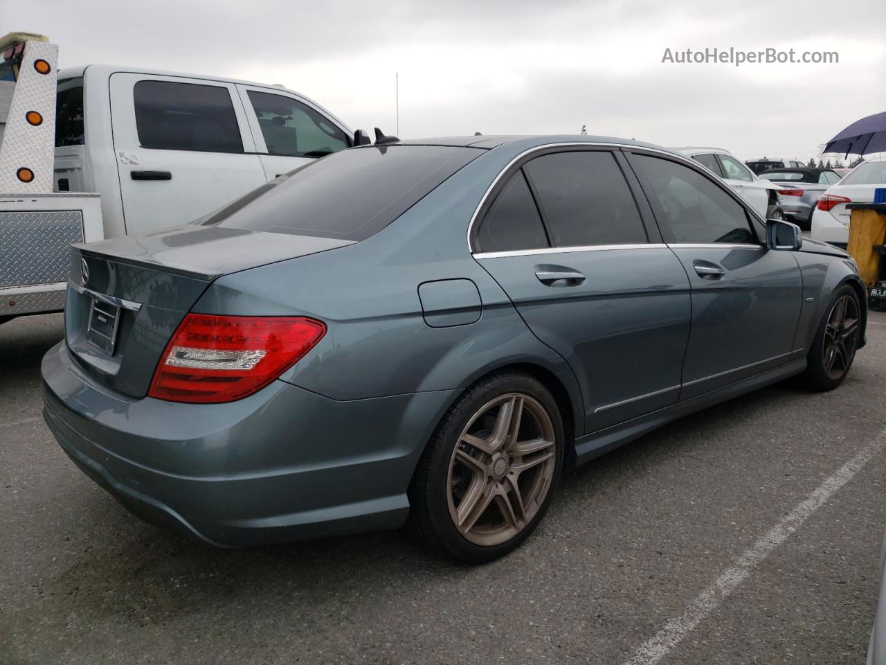 2012 Mercedes-benz C 250 Teal vin: WDDGF4HB2CA609590