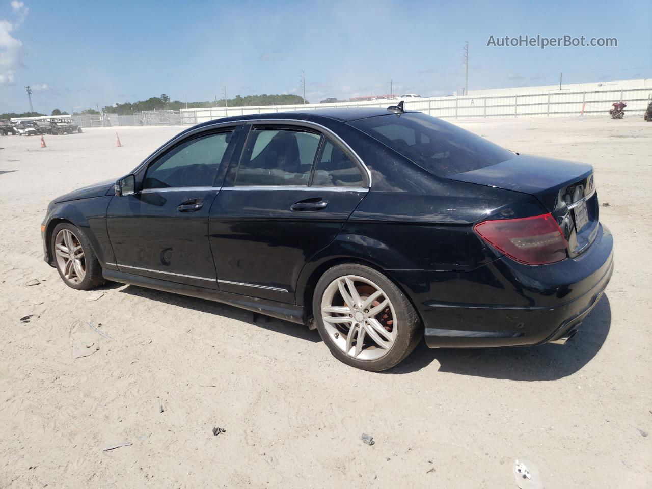 2012 Mercedes-benz C 250 Black vin: WDDGF4HB2CA627555