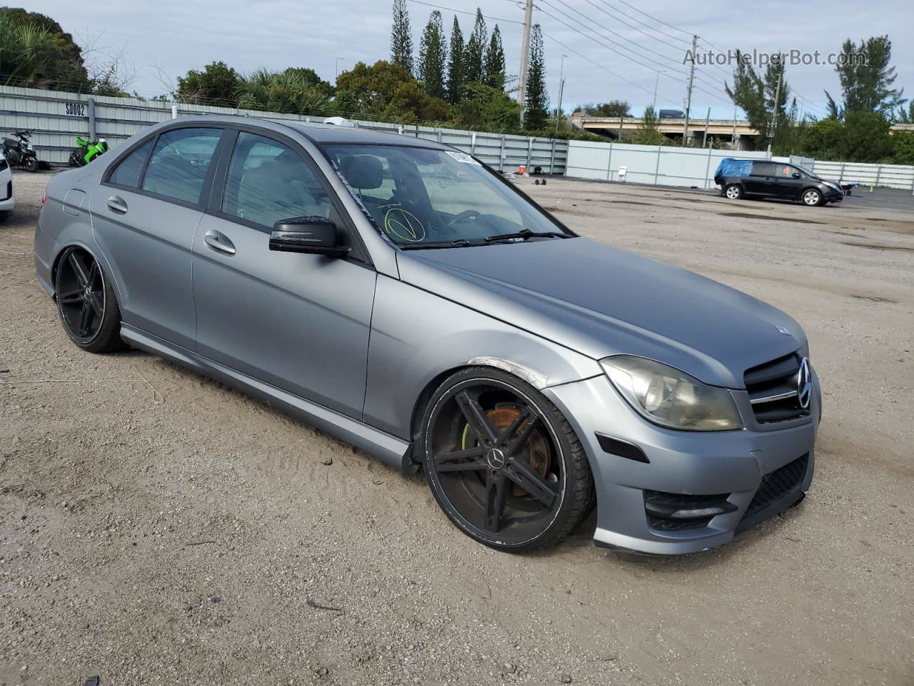 2012 Mercedes-benz C 250 Gray vin: WDDGF4HB3CA612353