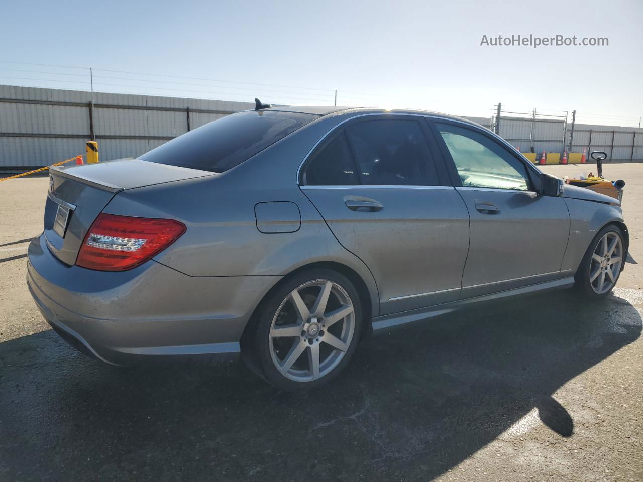 2012 Mercedes-benz C 250 Silver vin: WDDGF4HB3CA651475