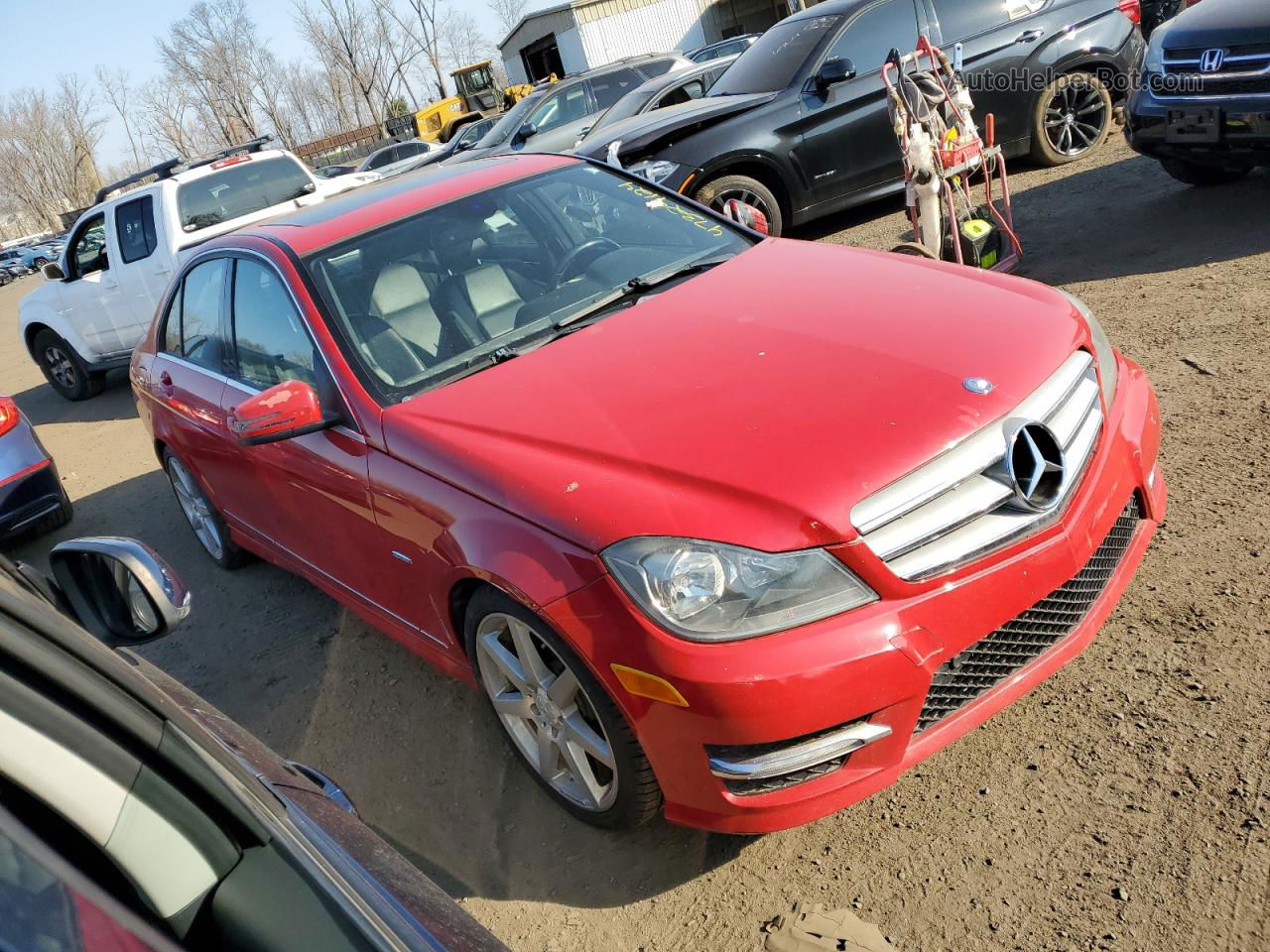 2012 Mercedes-benz C 250 Red vin: WDDGF4HB3CR220684