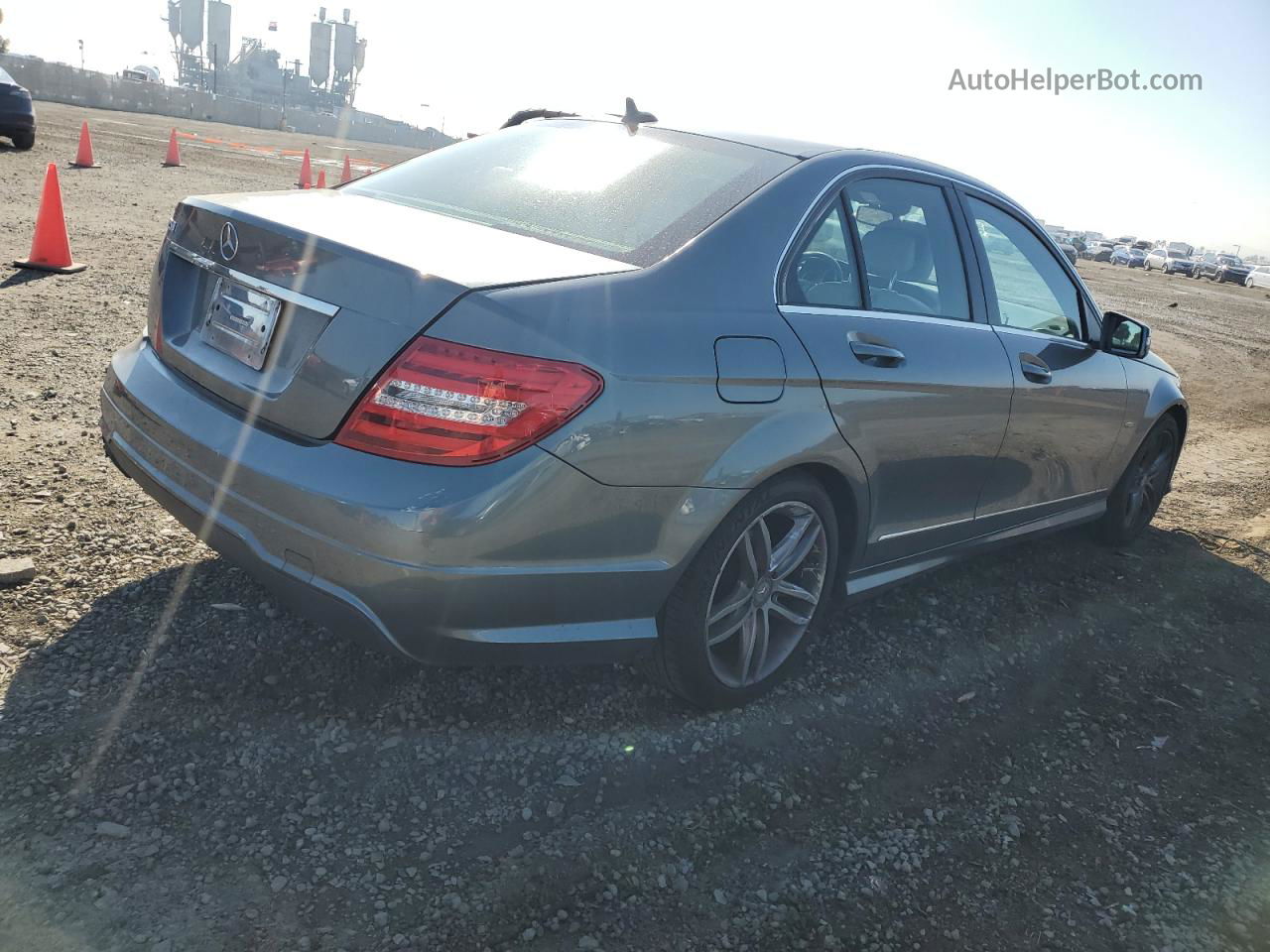 2012 Mercedes-benz C 250 Gray vin: WDDGF4HB3CR234553