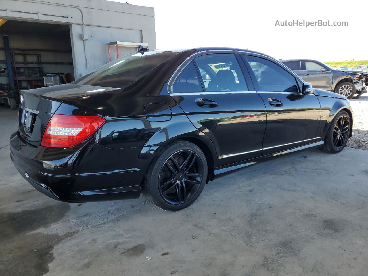 2012 Mercedes-benz C 250 Black vin: WDDGF4HB6CR223417