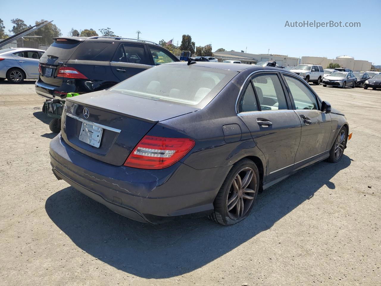 2012 Mercedes-benz C 250 Blue vin: WDDGF4HB7CR195644