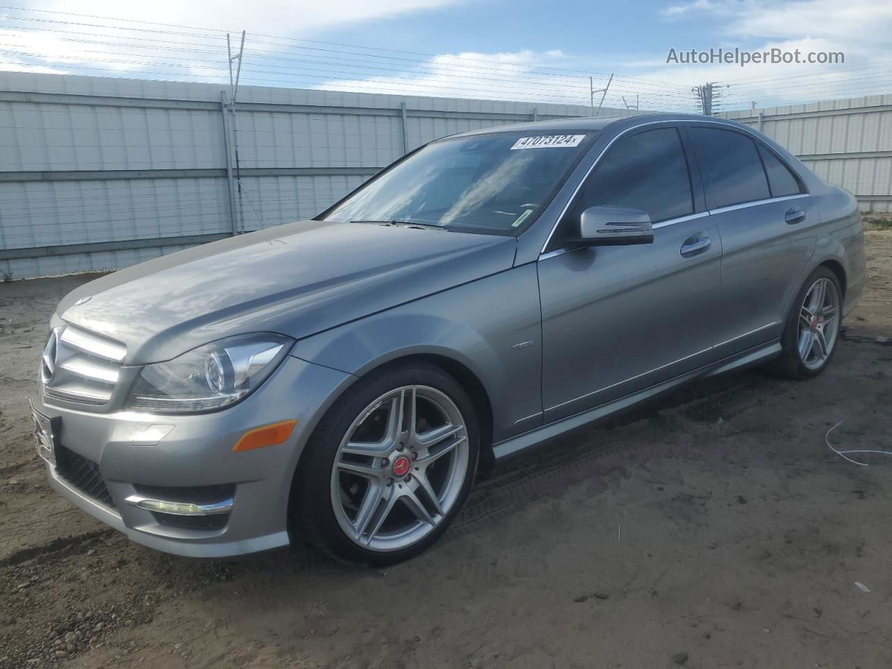 2012 Mercedes-benz C 250 Gray vin: WDDGF4HB8CA614650