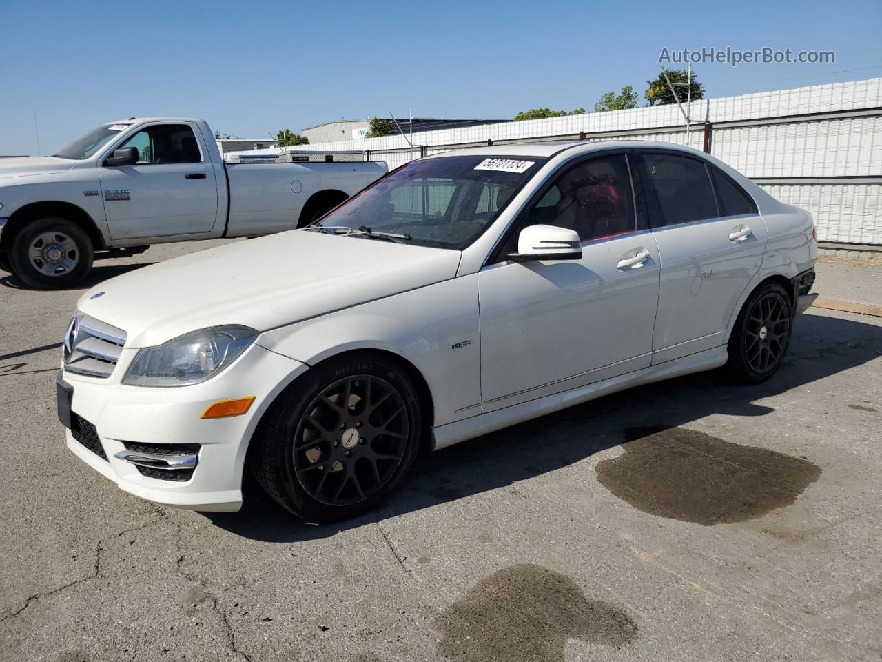 2012 Mercedes-benz C 250 White vin: WDDGF4HB8CR214749