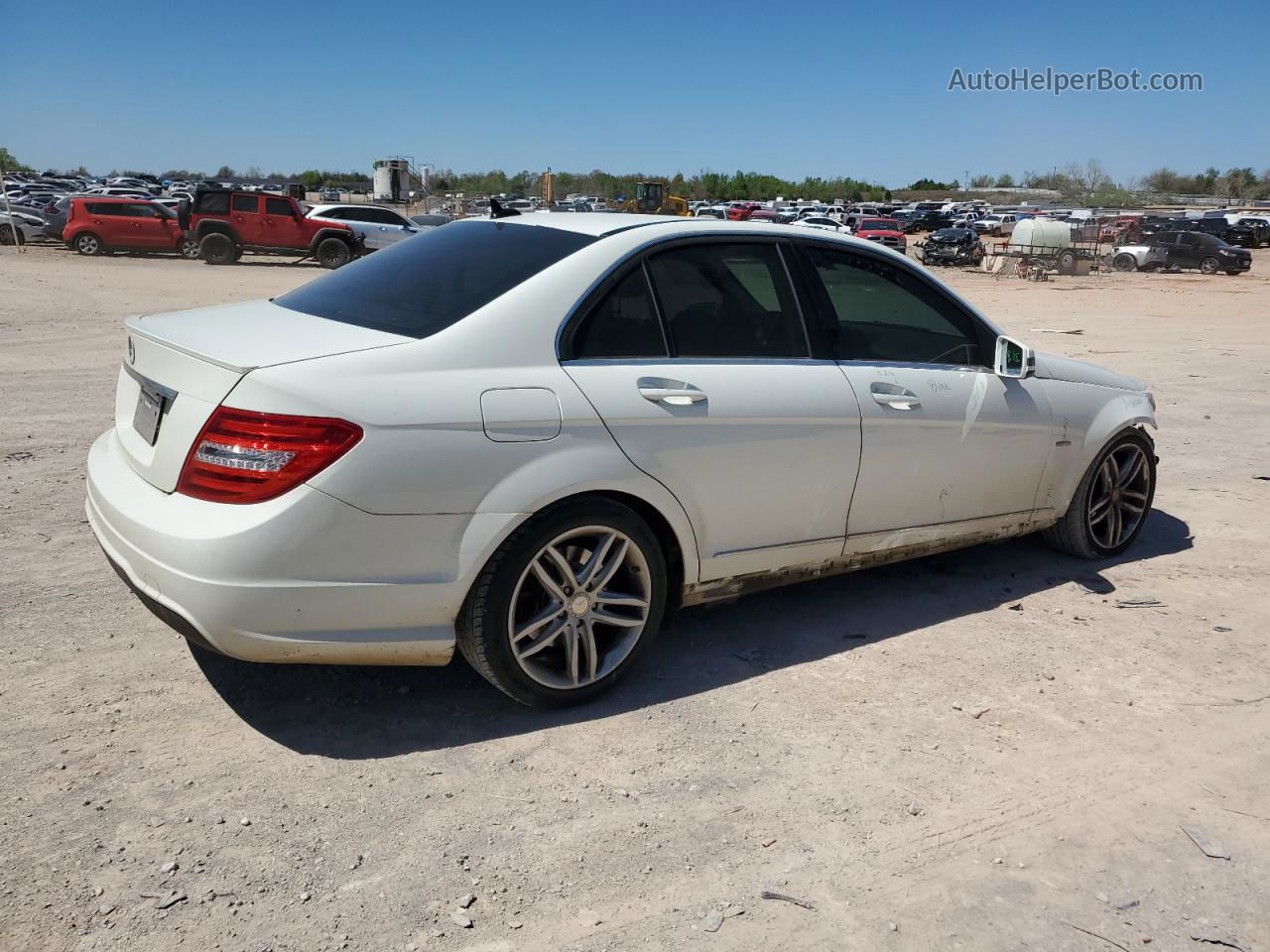 2012 Mercedes-benz C 250 Beige vin: WDDGF4HB9CR223704