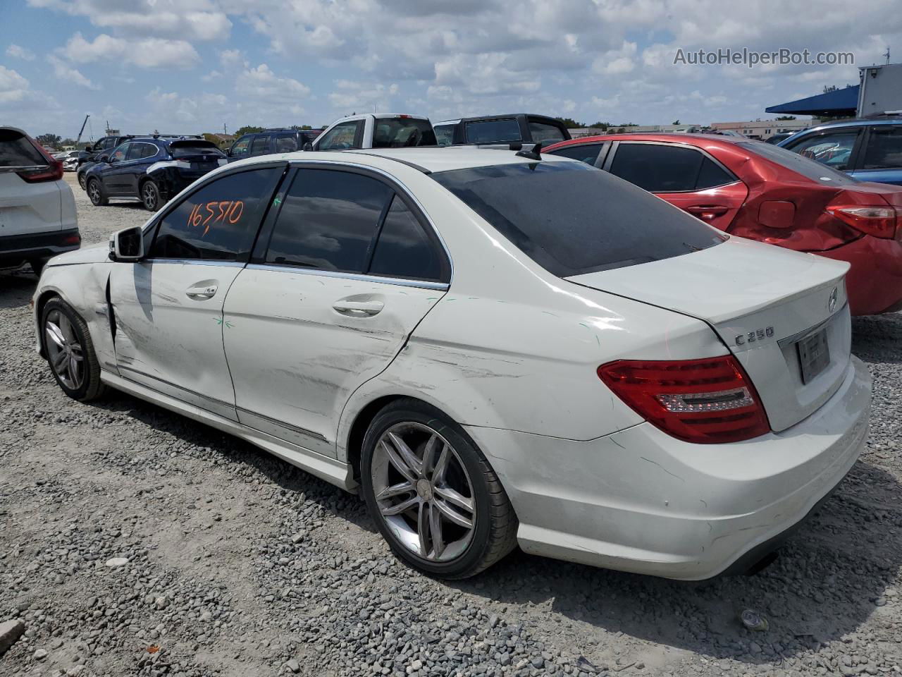 2012 Mercedes-benz C 250 White vin: WDDGF4HB9CR239269