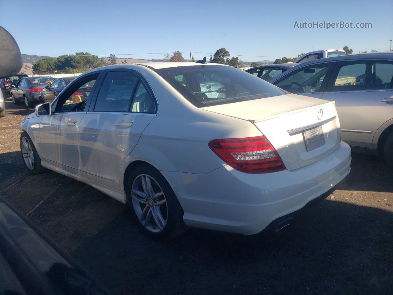 2012 Mercedes-benz C 250 White vin: WDDGF4HBXCA638285