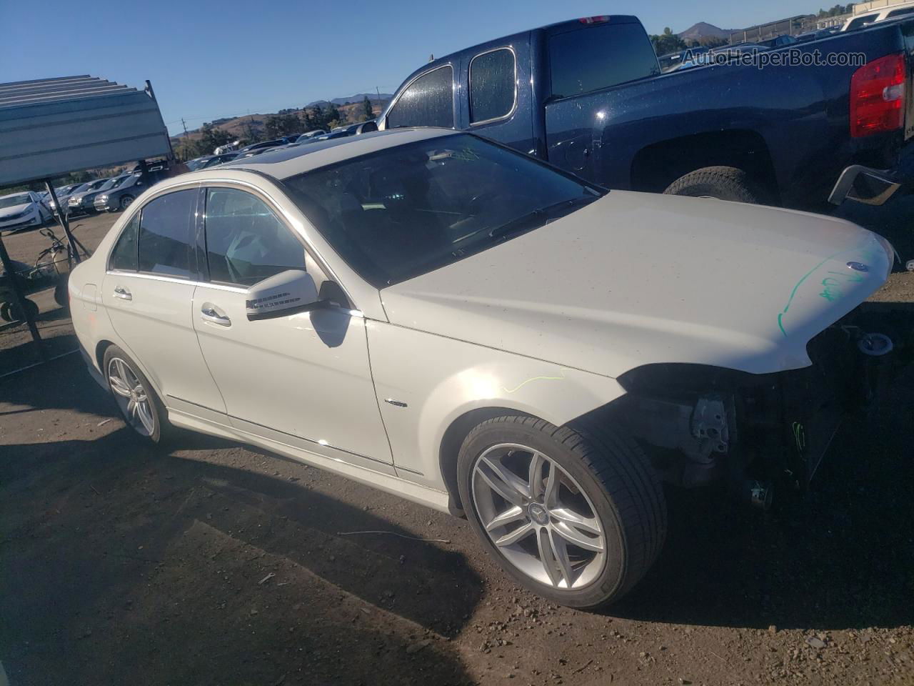 2012 Mercedes-benz C 250 White vin: WDDGF4HBXCA638285