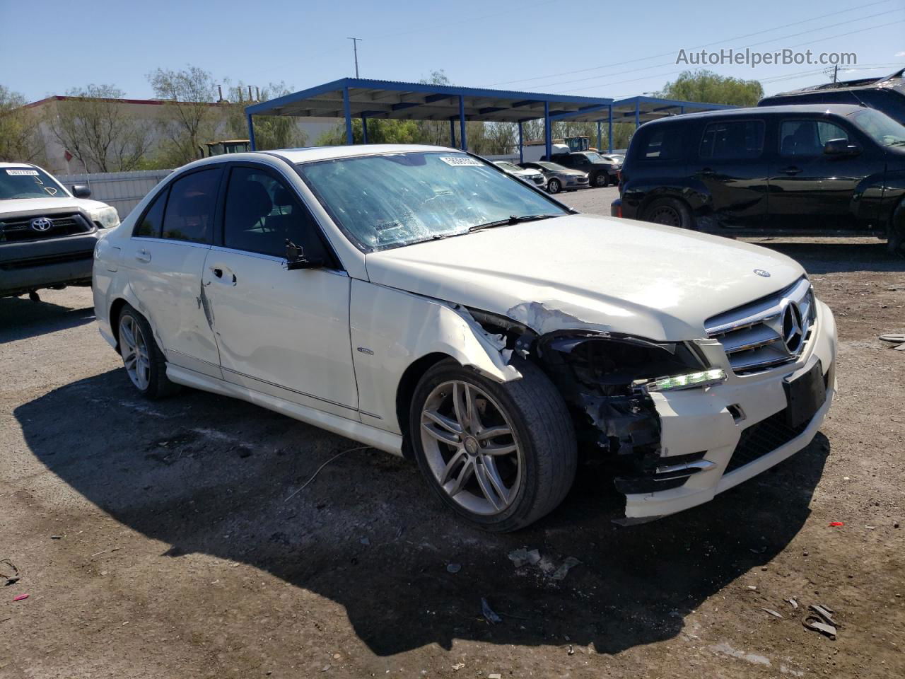 2012 Mercedes-benz C 250 White vin: WDDGF4HBXCA643583