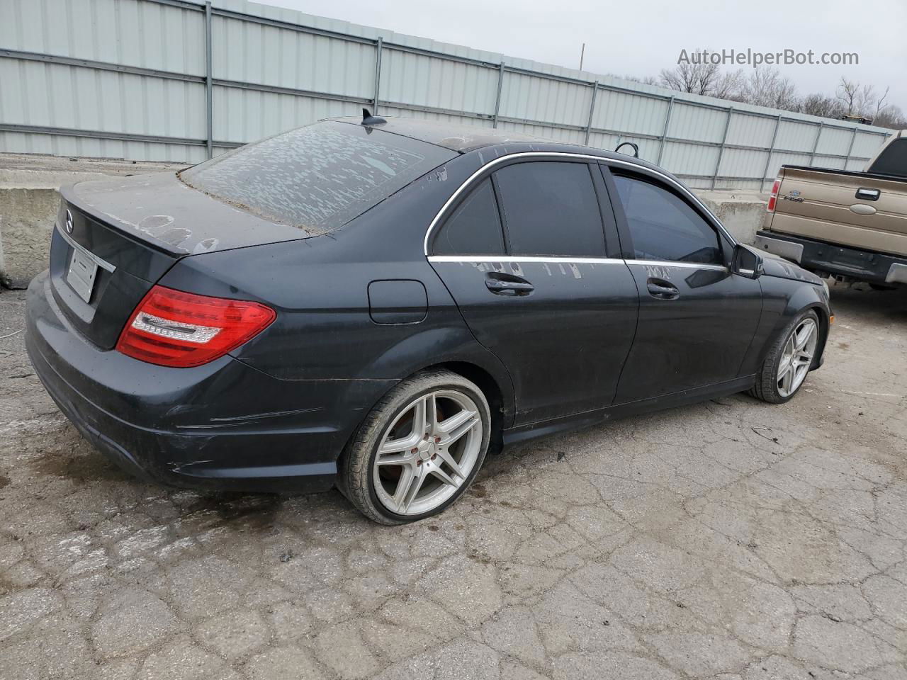 2012 Mercedes-benz C 250 Charcoal vin: WDDGF4HBXCR204479