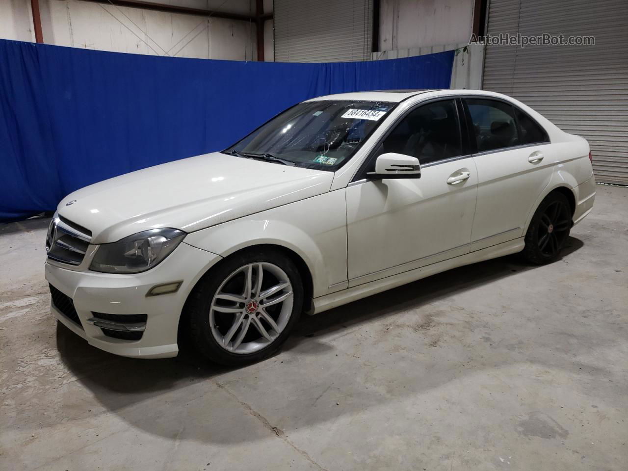 2012 Mercedes-benz C 300 4matic White vin: WDDGF8BB1CR211000