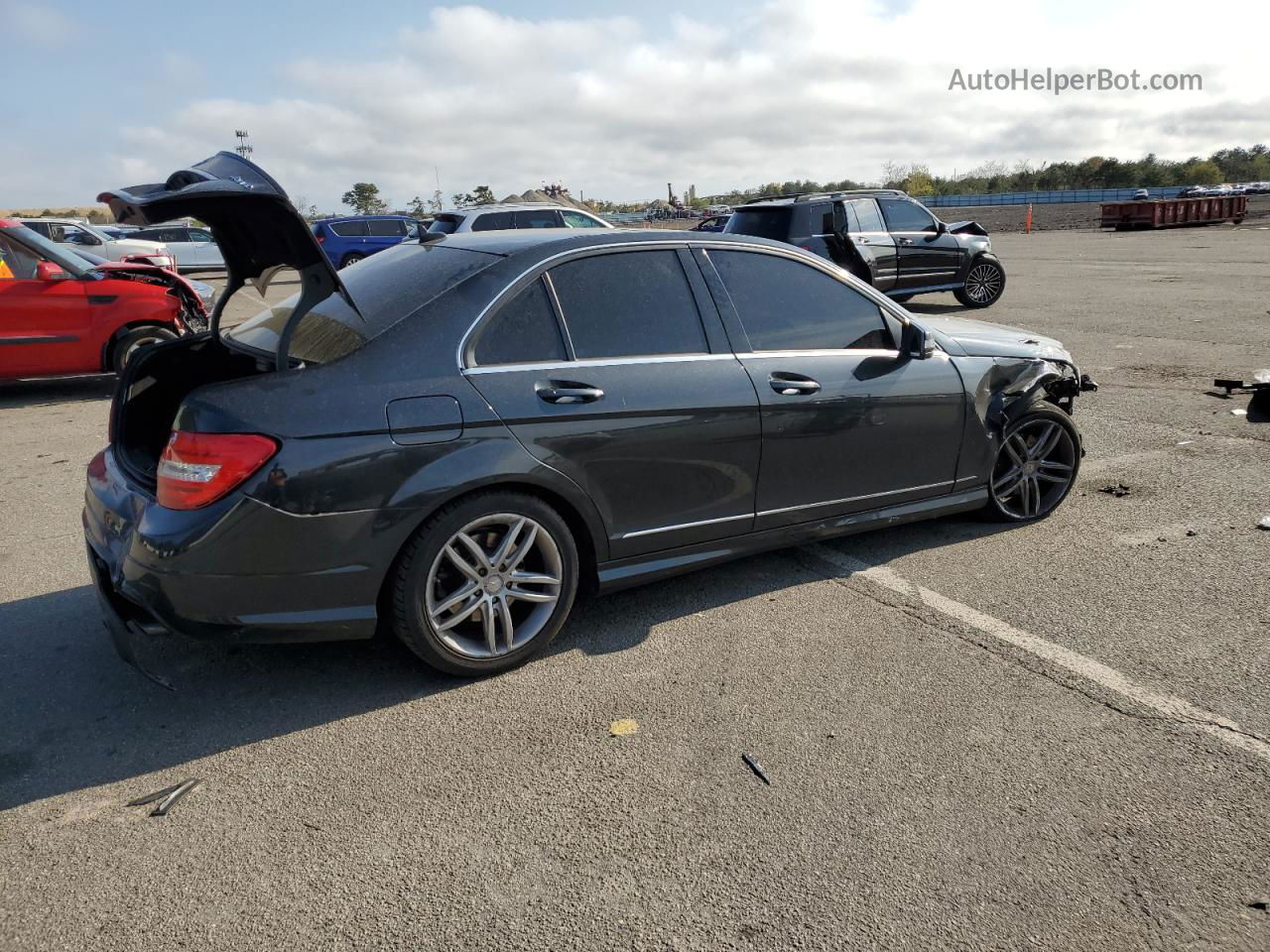 2012 Mercedes-benz C 300 4matic Gray vin: WDDGF8BB2CF857213