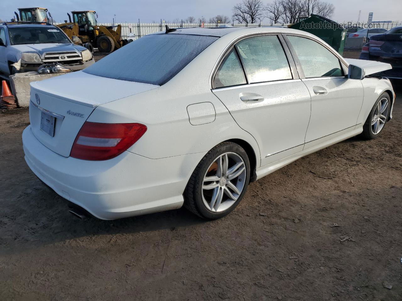 2012 Mercedes-benz C 300 4matic White vin: WDDGF8BB4CA627590