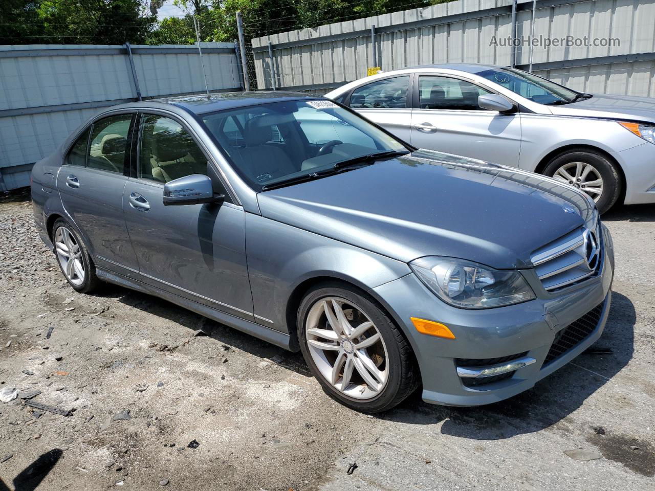 2012 Mercedes-benz C 300 4matic Gray vin: WDDGF8BB4CR221035