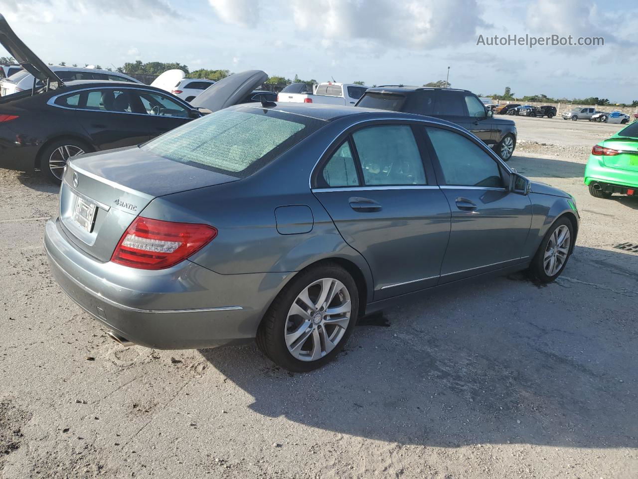 2012 Mercedes-benz C 300 4matic Charcoal vin: WDDGF8BB5CF916562