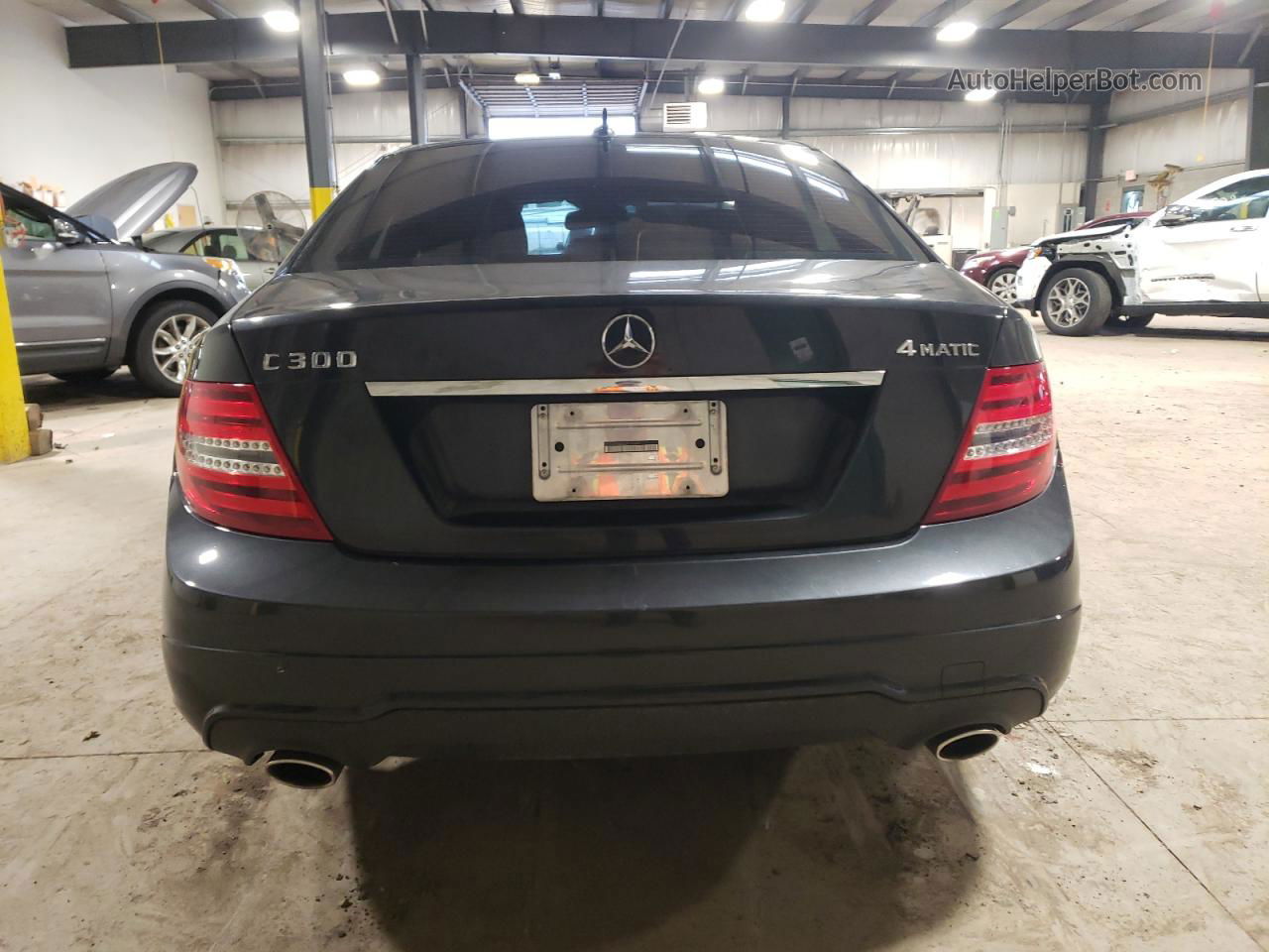 2012 Mercedes-benz C 300 4matic Charcoal vin: WDDGF8BB5CR193407