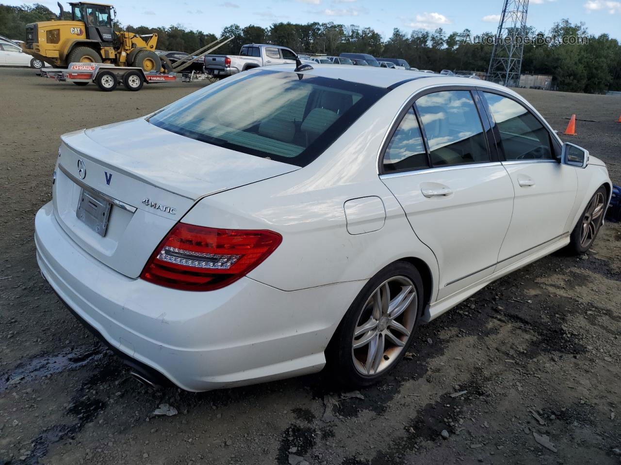 2012 Mercedes-benz C 300 4matic White vin: WDDGF8BB5CR224915