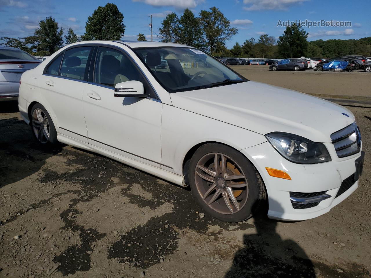 2012 Mercedes-benz C 300 4matic White vin: WDDGF8BB5CR224915